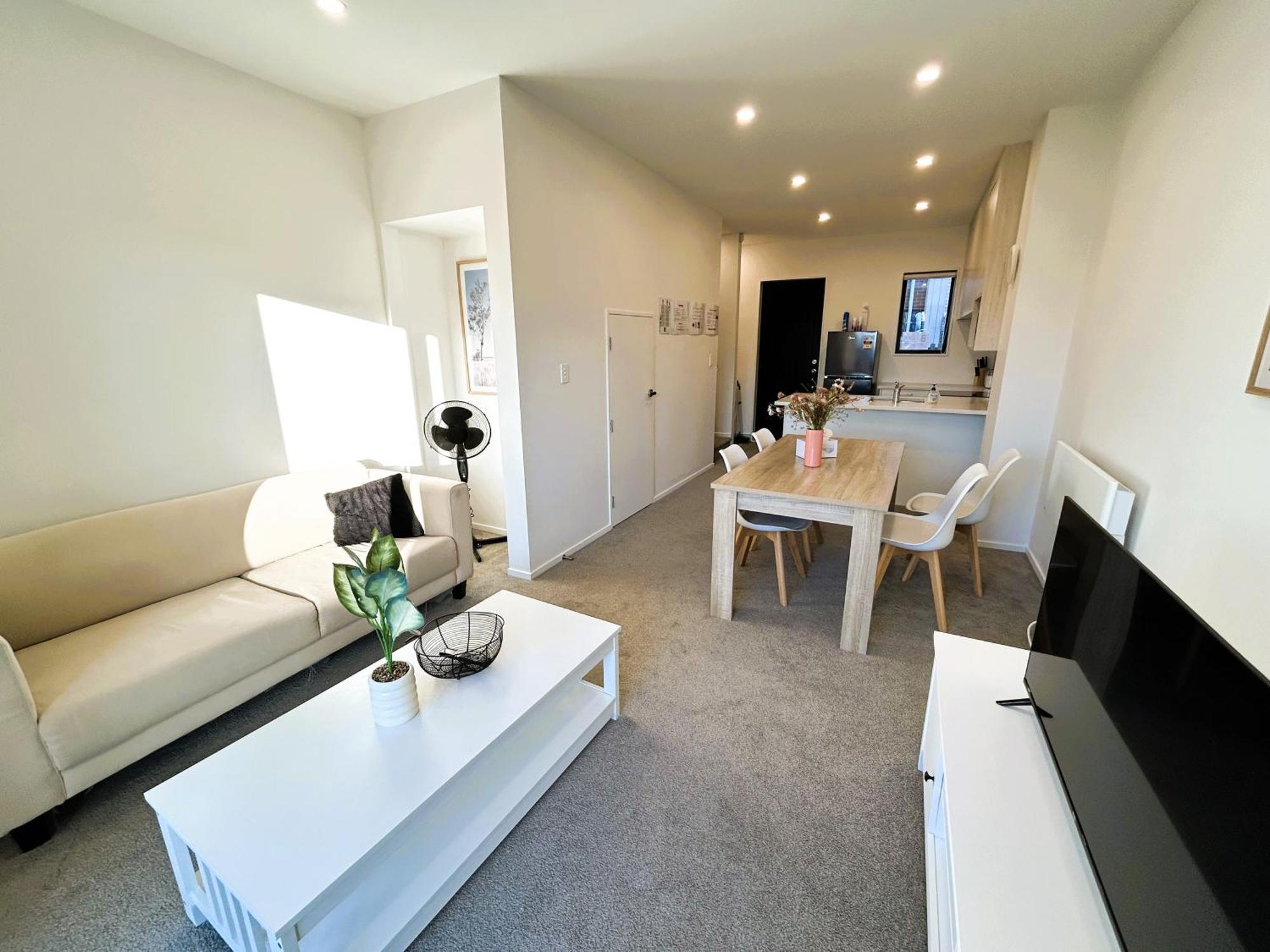 Entire Luxury Cosy Townhouse With Master Bedrooms,10 Min To Airport & Sylvia Park Auckland Exterior photo