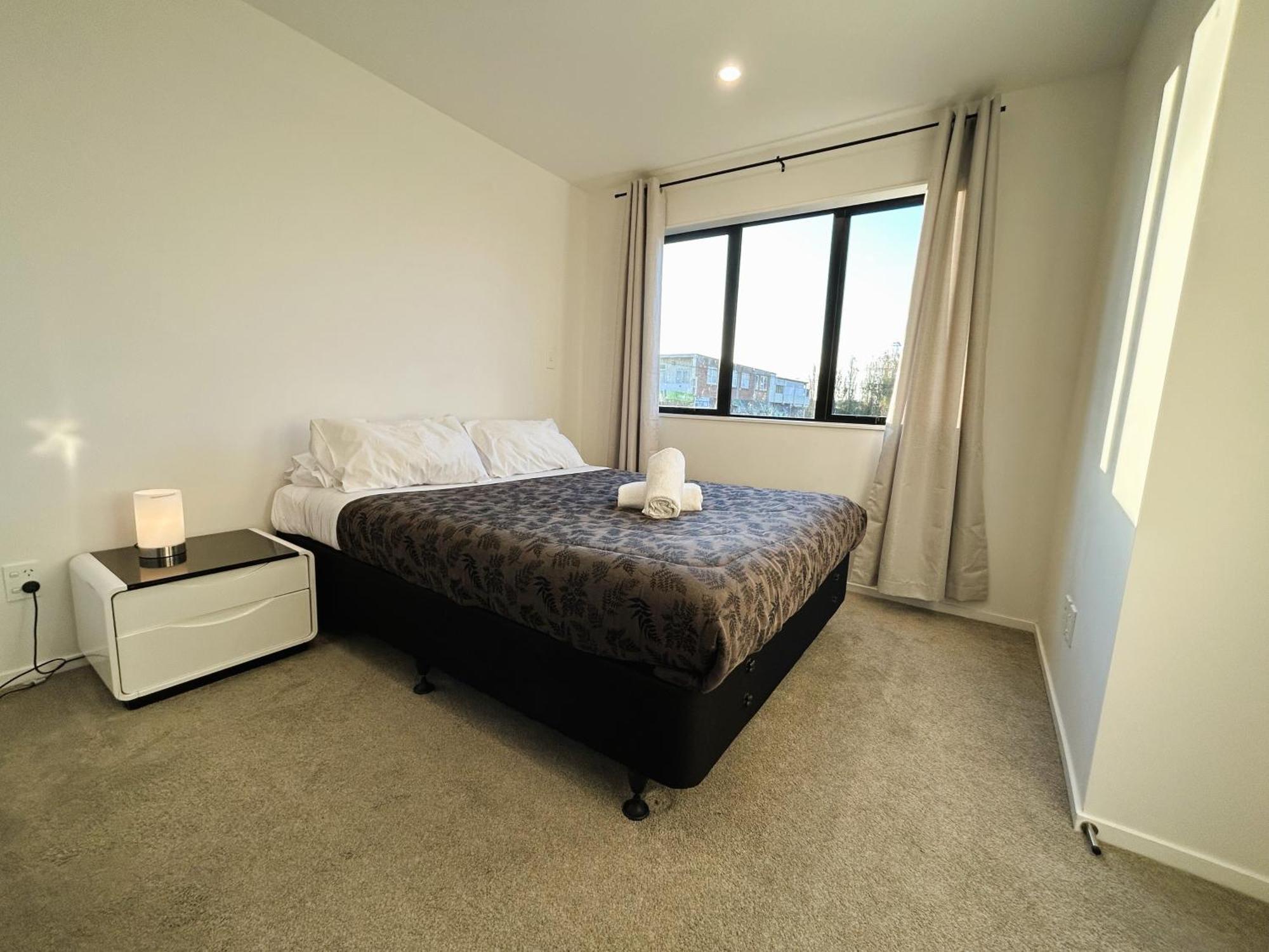 Entire Luxury Cosy Townhouse With Master Bedrooms,10 Min To Airport & Sylvia Park Auckland Exterior photo