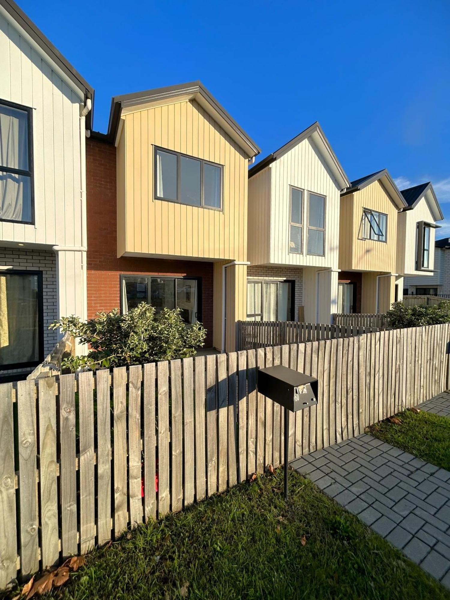 Entire Luxury Cosy Townhouse With Master Bedrooms,10 Min To Airport & Sylvia Park Auckland Exterior photo